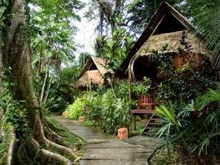 Shawandha Lodge *