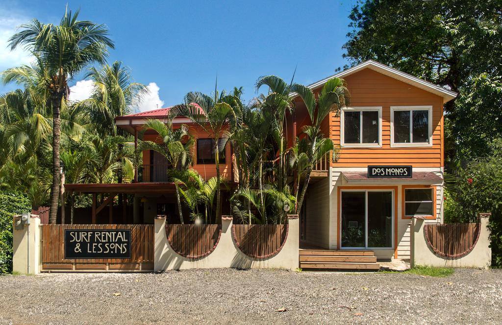 Hostel Dos Monos