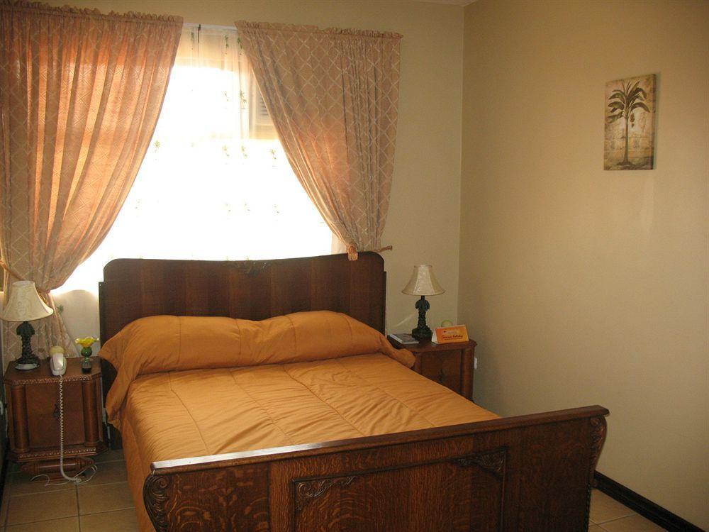 Santa Maria 3*