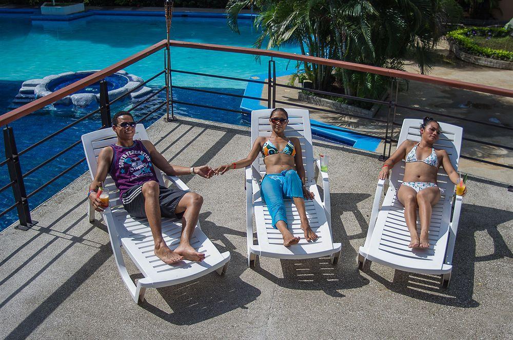 Sol Papagayo Hotel