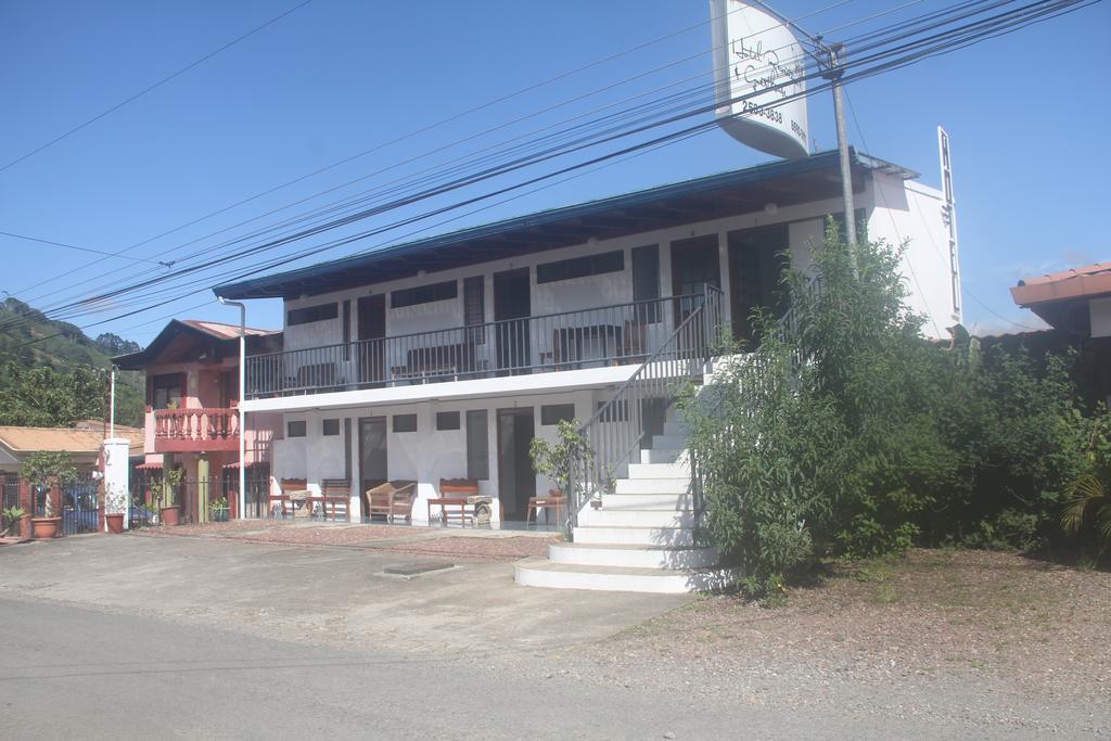 Guest house Reventazon