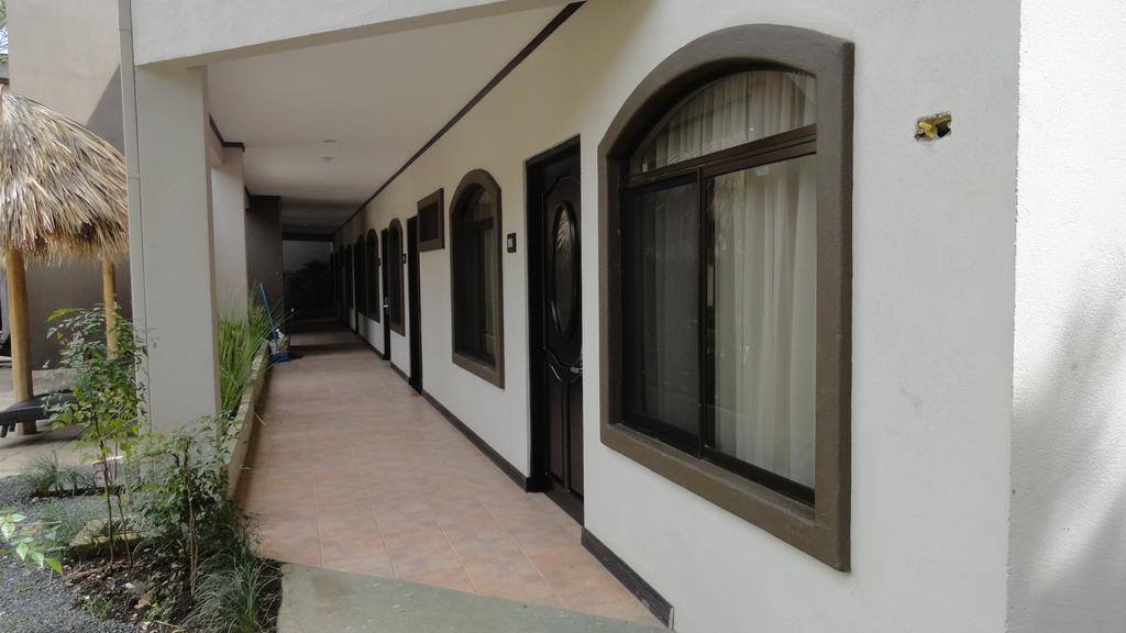 Colono Beach Hotel 3*