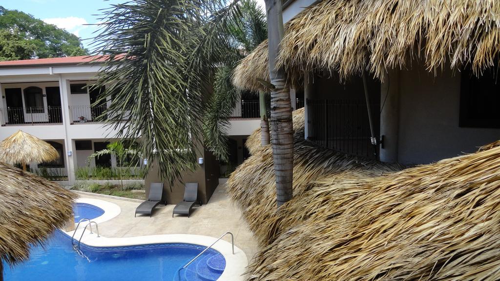 Colono Beach 3*