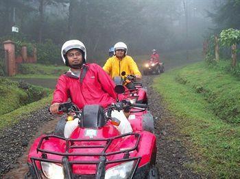 Monte Campana Heredia Hotel