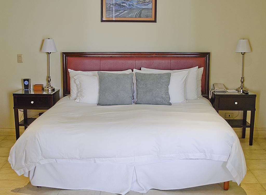 Beacon 4* Escazu