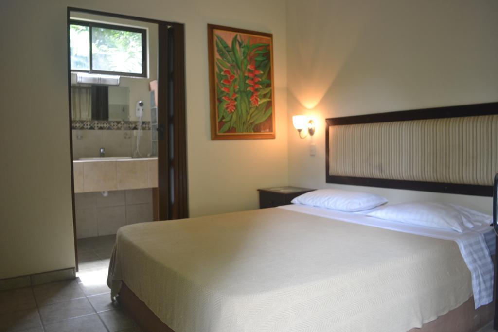 Hotel Luz De Luna Bahia Ballena Uvita