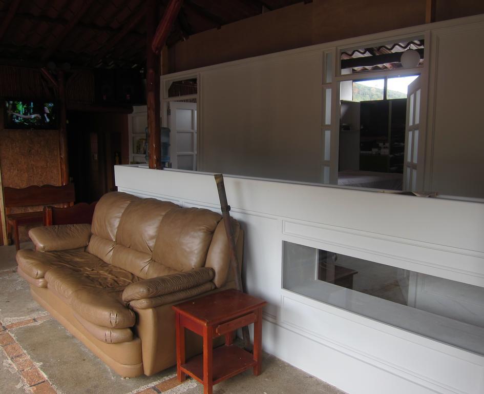 Guest house Reventazon 2*