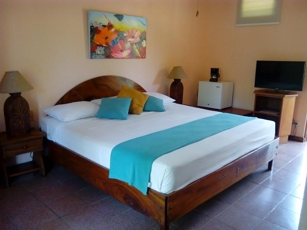 Samara Beach Hotel