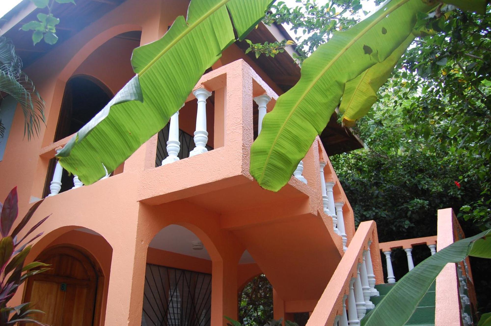 Teak Pacific Aparthotel
