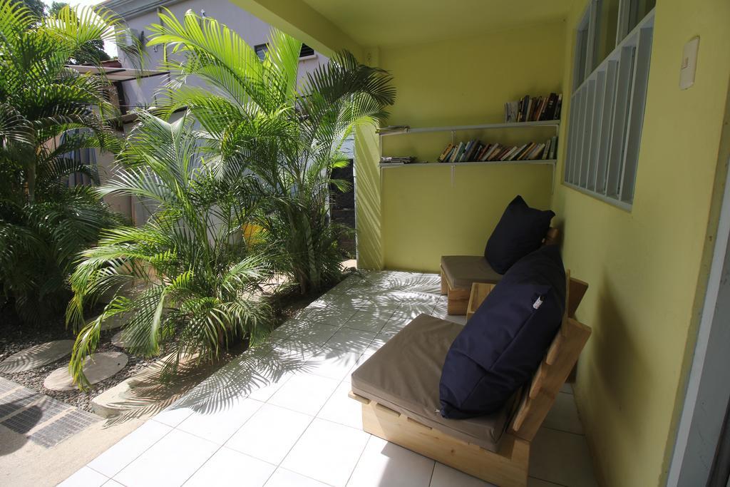 Blue Trailz & Surf Camp Hostel Tamarindo