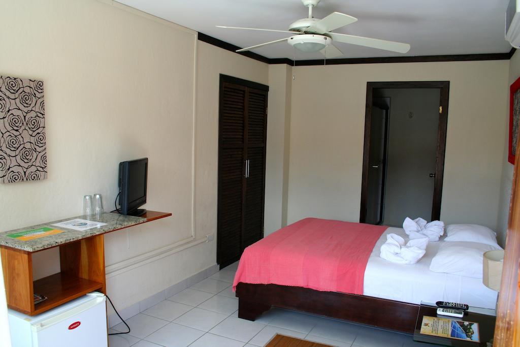 Tuanis Hotel 2*