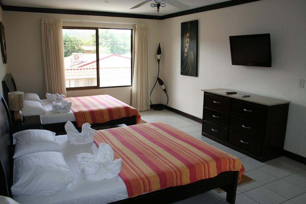 Tuanis Hotel 2*