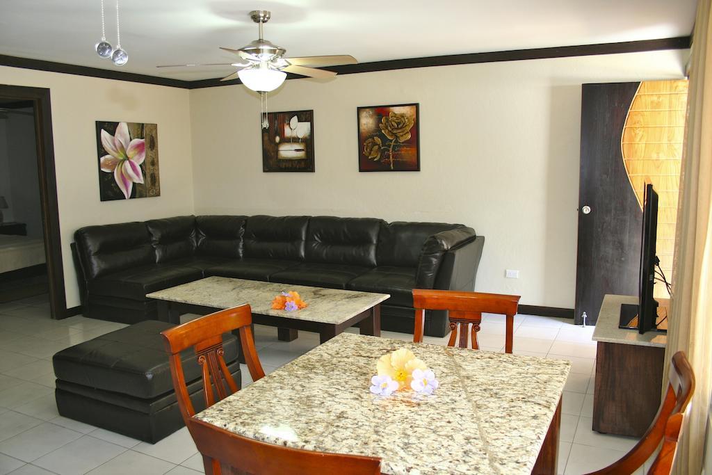 Tuanis Hotel 2*