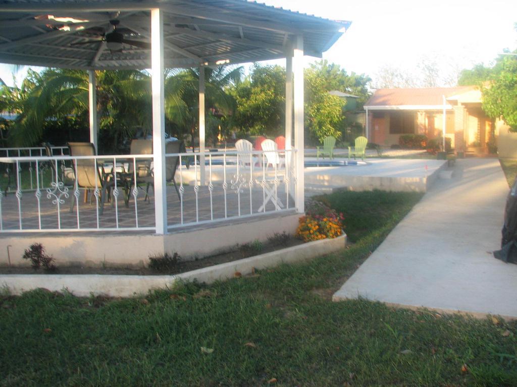 Hotel La Arena
