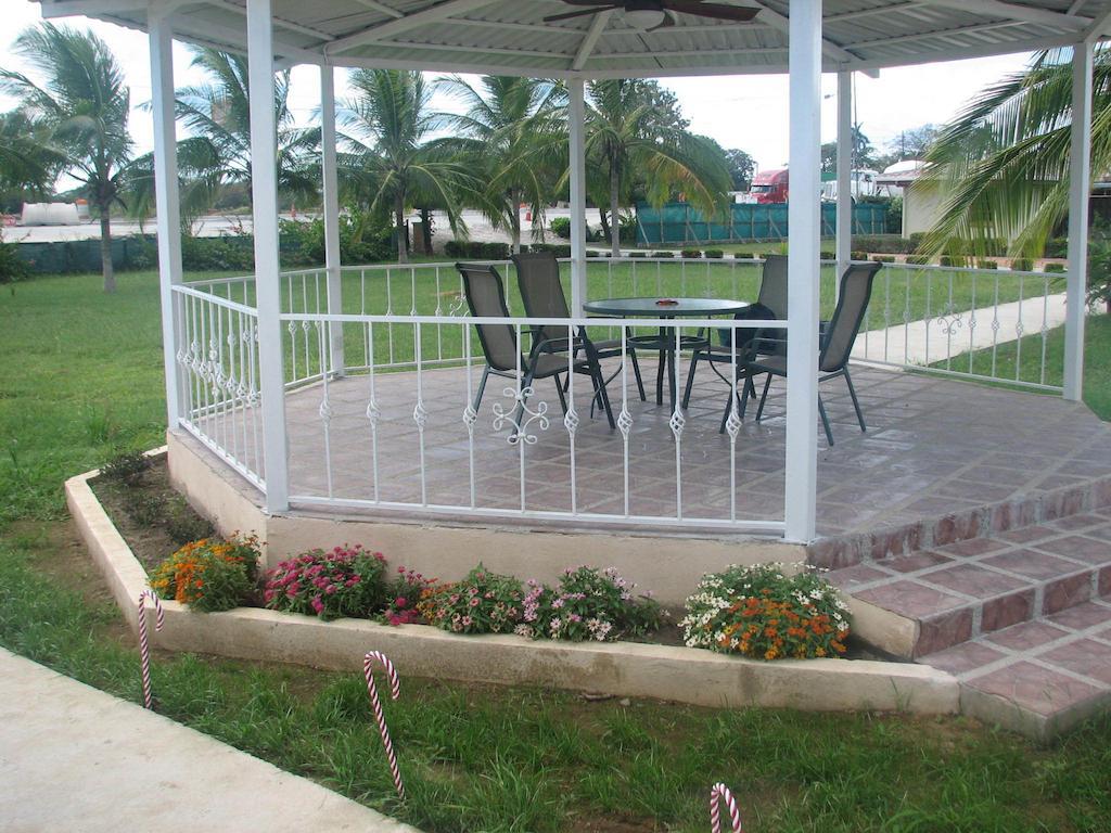 Hotel La Arena