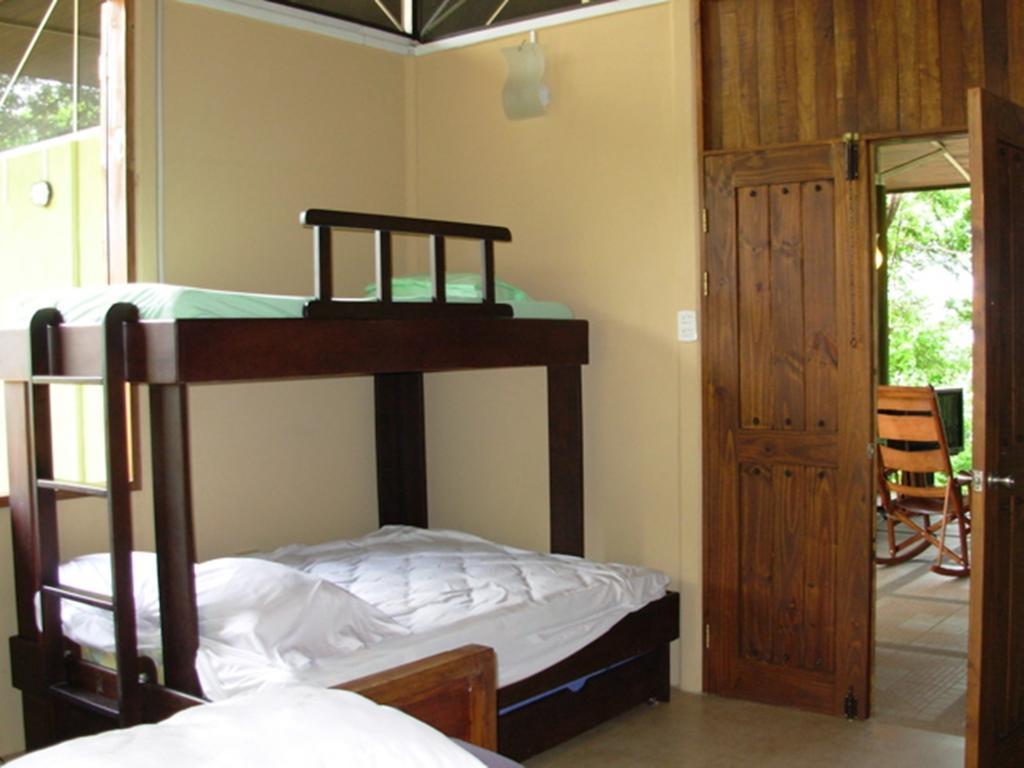 Hostel Cabinas Surf Arribadas