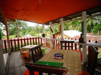 Hostel Cabinas Natural *