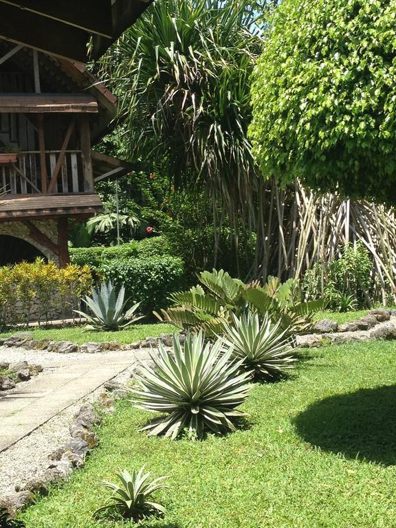 Hotel Suizo Loco & Cahuita
