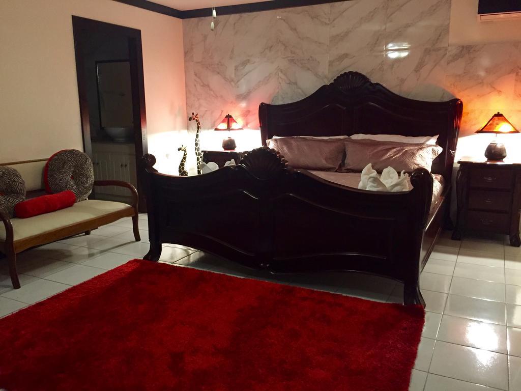 Hotel Tuanis Jaco