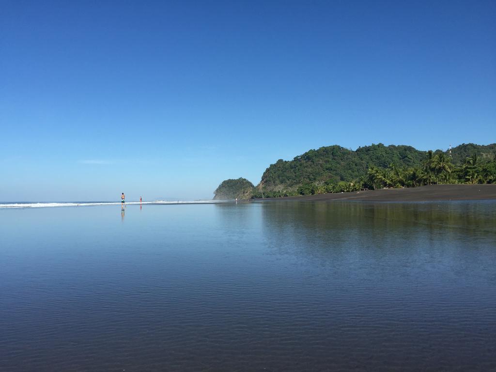 Hotel Beachfront Vista Hermosa