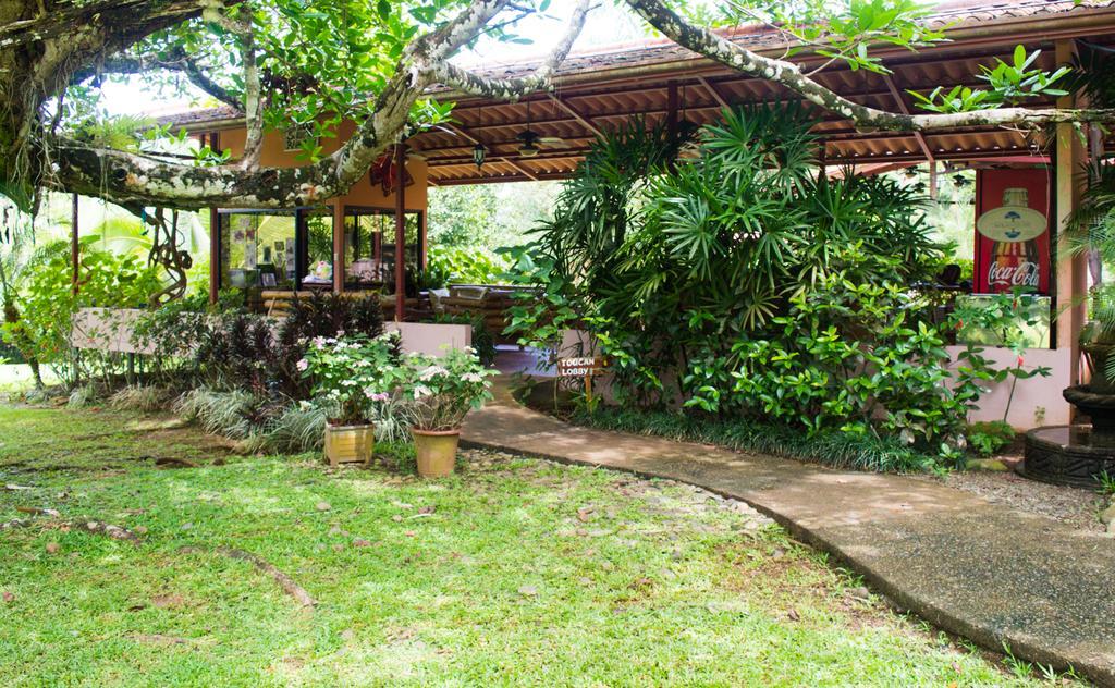 Inn Blue Banyan