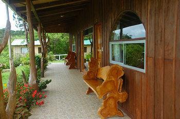 Cabinas Capulin & Farm Monteverde
