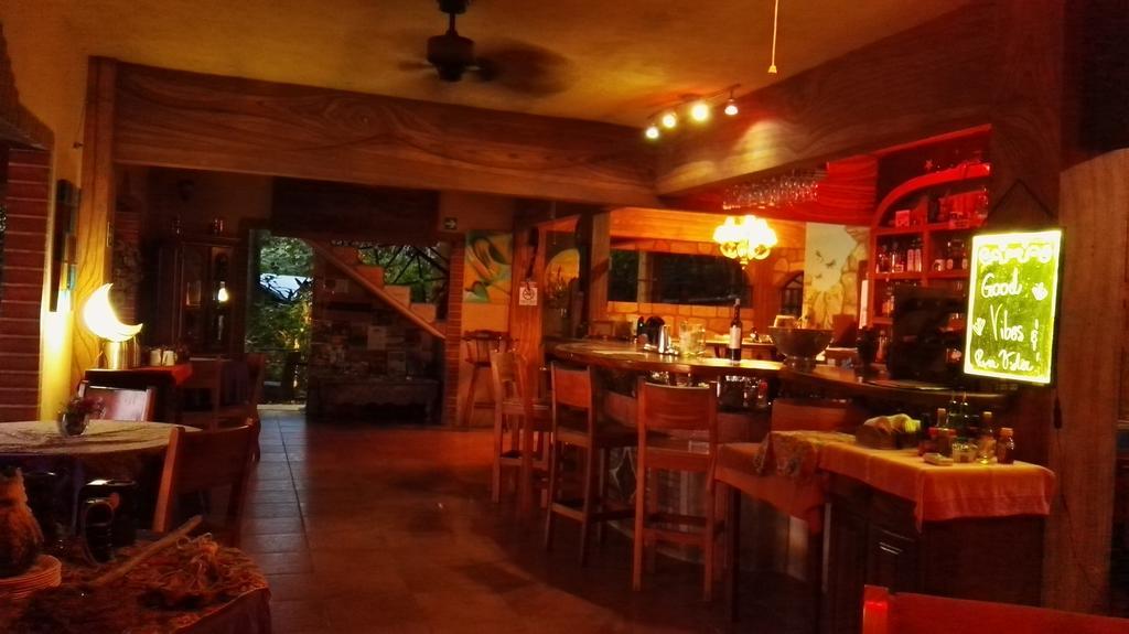 Hotel Mango Moon Manuel Antonio