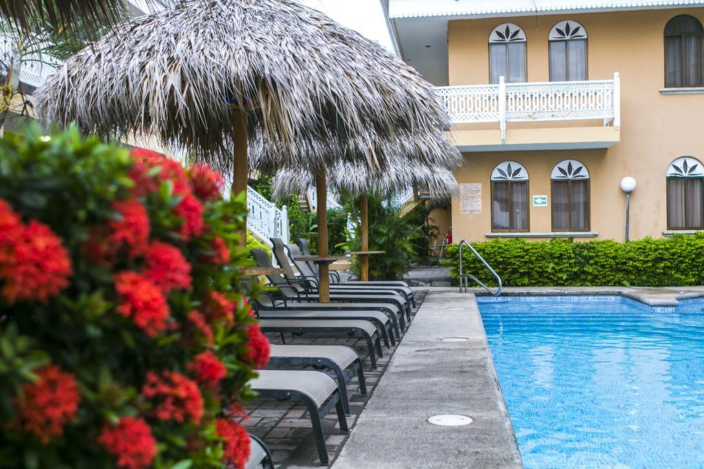 Hotel Alamar 3*