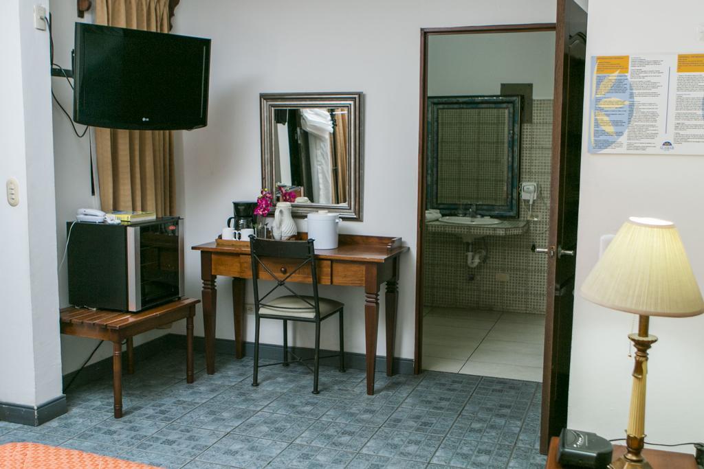 Hotel Alamar Puntarenas