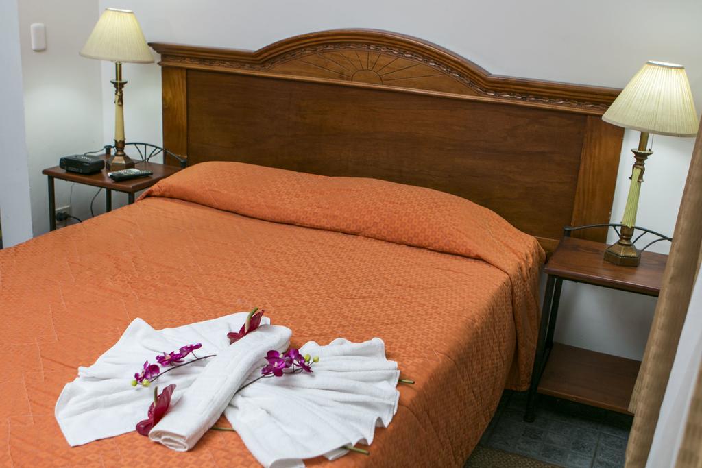 Hotel Alamar 3*