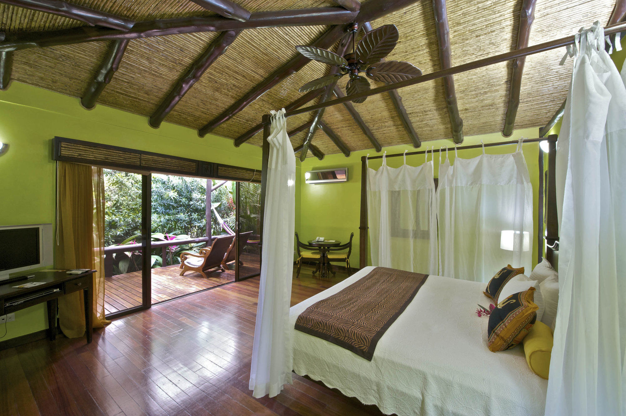Hotel Nayara Gardens