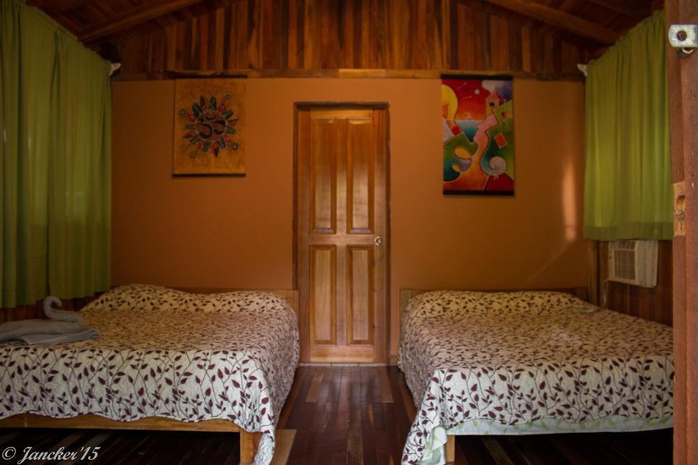 Lodge Kalea Yard