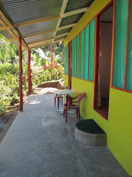 Cabinas Casa Miriam Drake Bay
