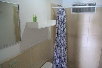 Blue Trailz & Surf Camp Hostel Tamarindo