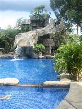 Monte Campana Heredia Hotel 3*