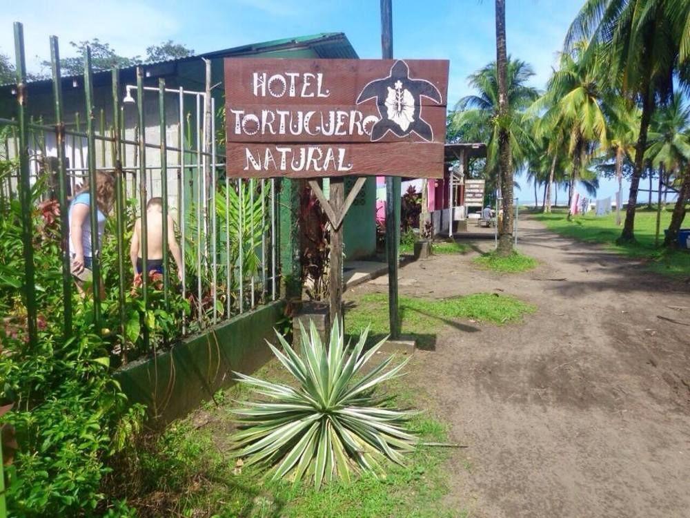 Cabinas Natural Hostel Tortuguero