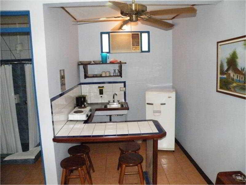 Espadilla Gardens 3*