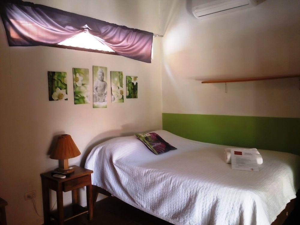 Mahayana Hotel