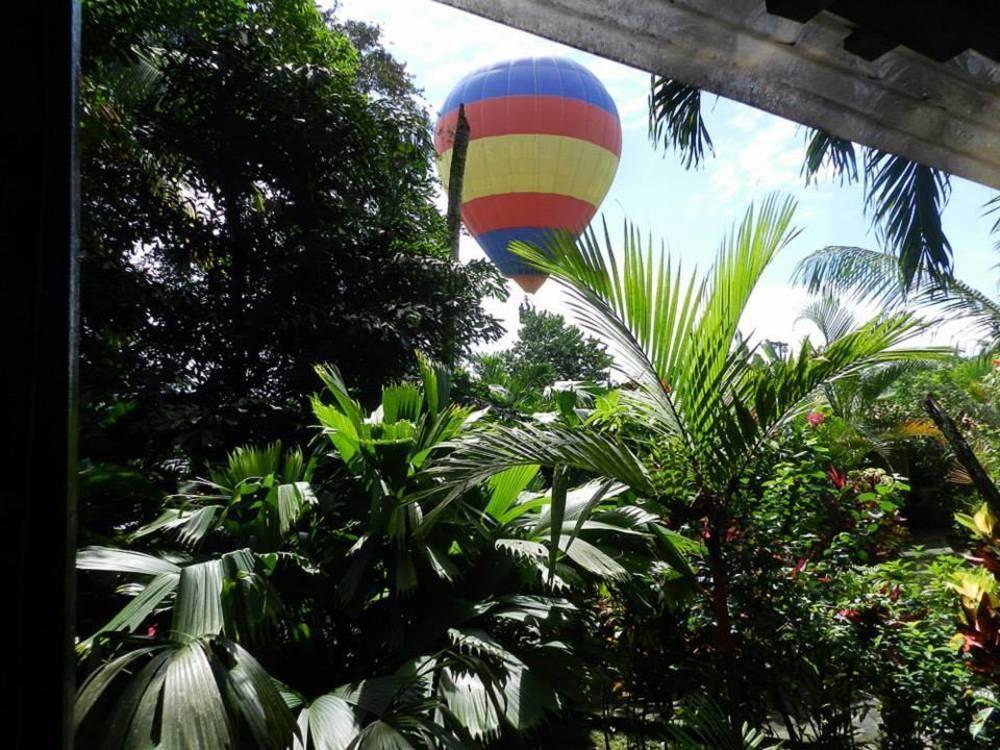 Atlantida Lodge