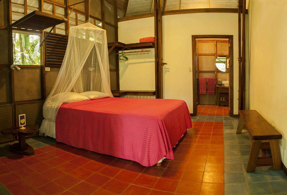 La Kukula Hotel