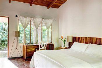 The Harmony 3* Nosara