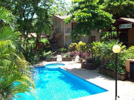 Villas San Angel 3*