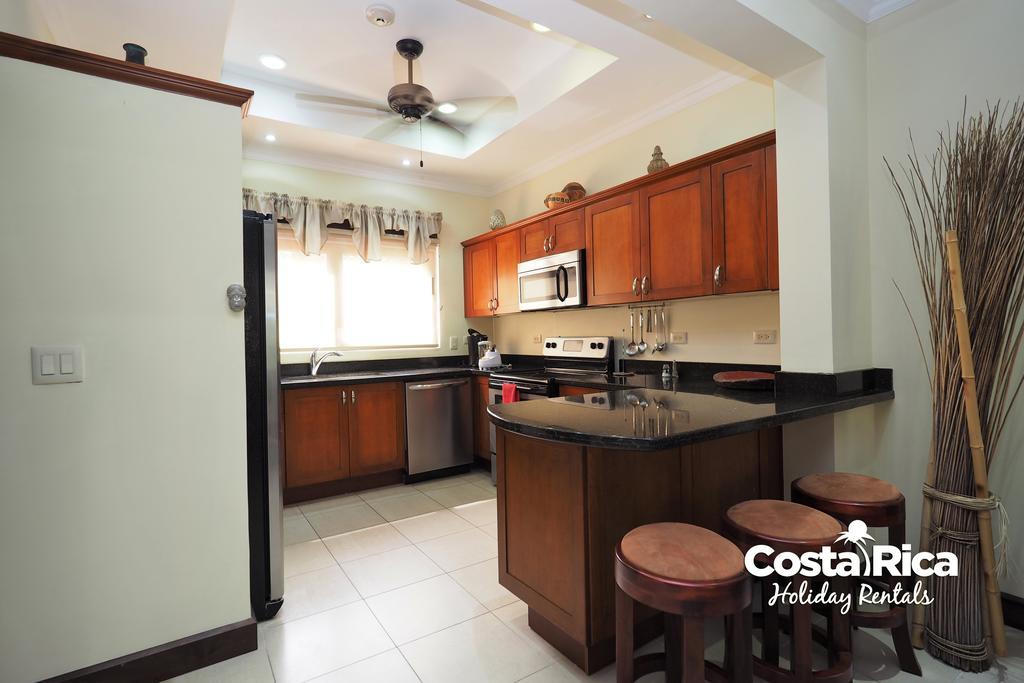 Apartment Luxury Pool View Access - M16