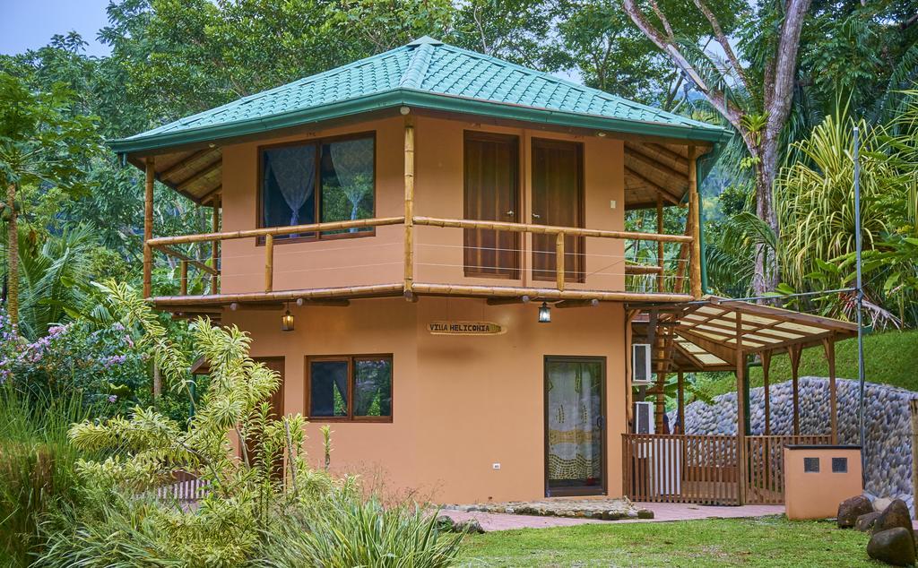 Manoas Luxury Camping And Rentals 3*