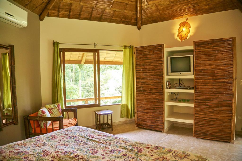 Bed & Breakfast Manoas Luxury Camping And Rentals Uvita