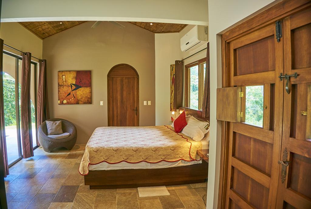 Bed & Breakfast Manoas Luxury Camping And Rentals Uvita