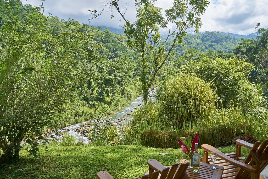 Bed & Breakfast Manoas Luxury Camping And Rentals 3*