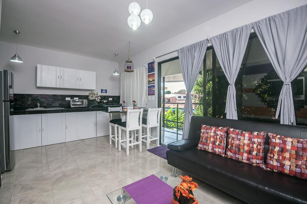 Izus Place Inn Jaco