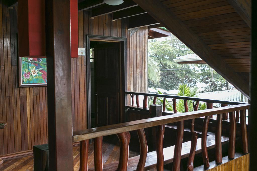 Hotel La Isla 2*