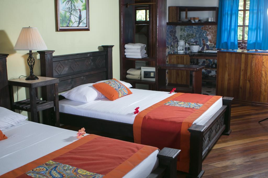 Hotel La Isla